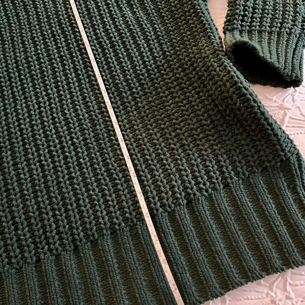 NWT American Eagle Outfitters Forest Green Crew Neck Sweater Size M - Picture 6 of 7